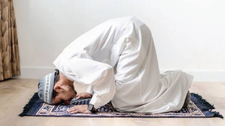 ইবাদাত কি ও কত প্রকার?