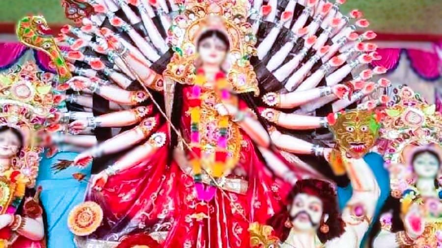 পূজামণ্ডপে ইসলামি সংগীত পরিবেশনার জেরে বিরোধ   