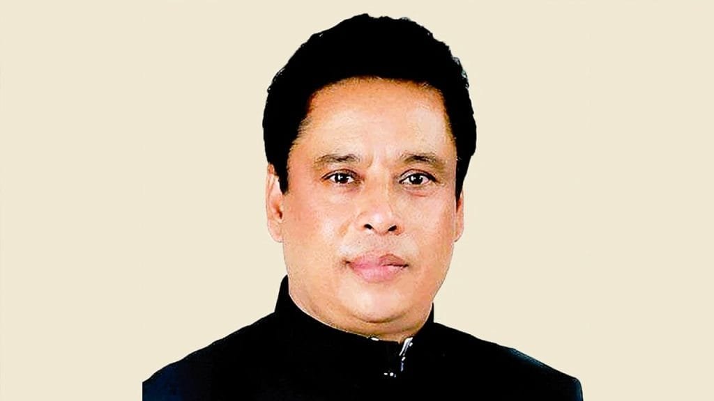 জমি দখল থেকে অর্থ লোপাট, সবখানেই গোলাপ ছিলেন ফিটফাট  
