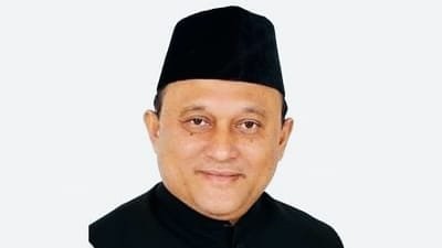 ধর্মীয় প্রতিষ্ঠান ও জনকল্যাণে প্রতারণার অভিযোগে বিতর্কিত সাবেক এমপি কমল
