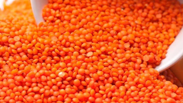 প্রথমবারের মতো ভারত থেকে মসুর ডাল আমদানি