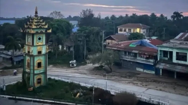 মংডুতে রোহিঙ্গাদের ওপর সন্ত্রাসী আরাকান আর্মির জোরপূর্বক সেনা নিয়োগ, উদ্বেগে স্থানীয়রা